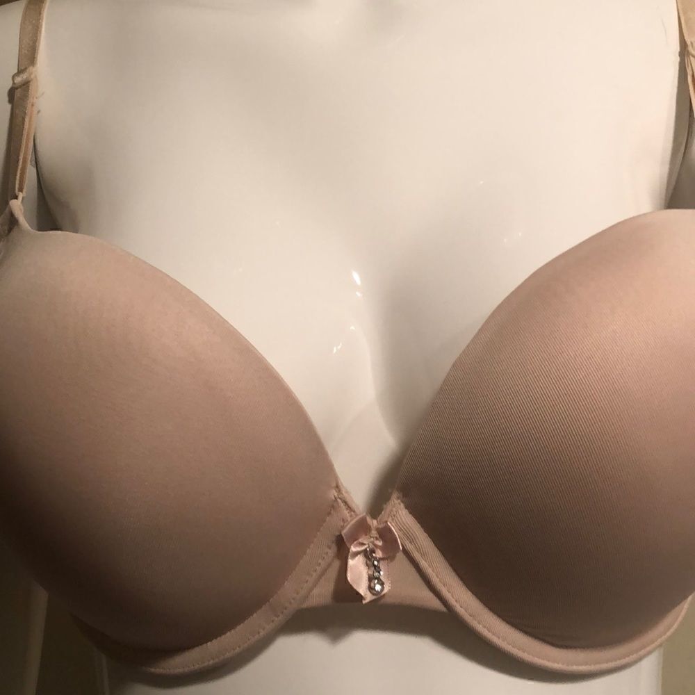 Smart and Sexy Bra  - Picture 2 of 6